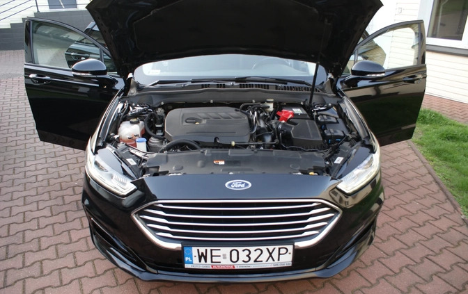 Ford Mondeo cena 53800 przebieg: 195000, rok produkcji 2019 z Stryków małe 407